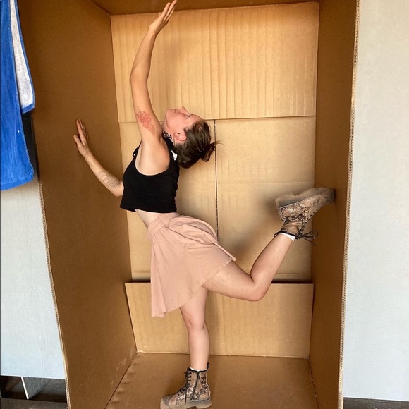 Meet your Posher, Samantha - Picture 1 of 1